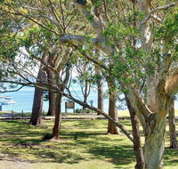 32 'Bay Parklands' 2 Gowrie Avenue - fantastic unit with air conditioning pool tennis court  spa - Accommodation Coffs Harbour