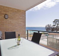 4 'Shoreline' 7 Victoria Parade - views over Fly Point and Marina - Accommodation Coffs Harbour