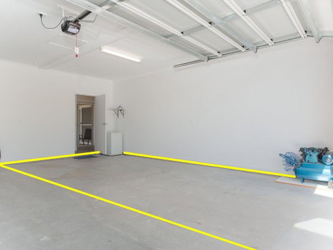 5 Bent Street - Huge House With Foxtel & Aircon - Accommodation Coffs Harbour 1