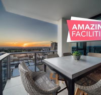 A Cut Above The West - Pool - Rooftop Bar - Gym - Wifi - Accommodation Coffs Harbour