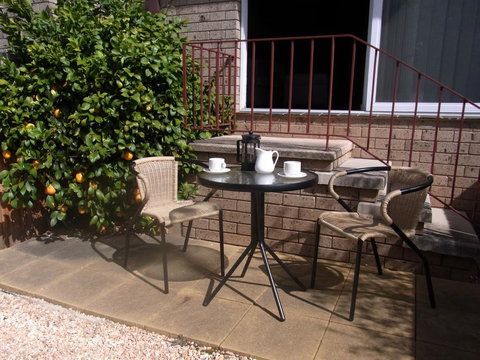 A Furnished Townhouse In Goulburn - Accommodation Coffs Harbour 3