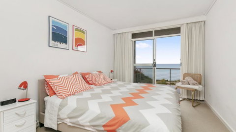 ABSOLUTE BEACHFRONT - FRANKSTON - Accommodation Coffs Harbour 3