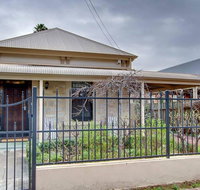 Adelaide close CBD Large Private Studio Apartment in St Peters - Accommodation Coffs Harbour