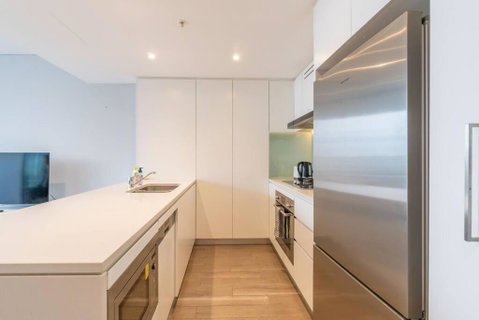 Direct Water View Walk To Supermarket 1 Car Space - Accommodation Coffs Harbour 2