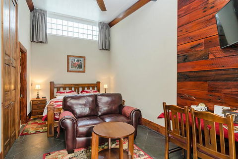 Eagle Foundry Bed & Breakfast - Accommodation Coffs Harbour 4