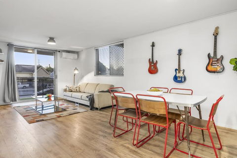 EAST4 - Vintage Vibes East Freo 2B 1BA - Accommodation Coffs Harbour 0