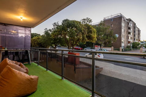 EAST4 - Vintage Vibes East Freo 2B 1BA - Accommodation Coffs Harbour 3