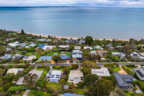 Echo Beach In Somers - Accommodation Coffs Harbour 3