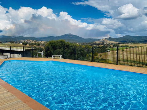 ELM Accommodation - Merrijig - Accommodation Coffs Harbour 0