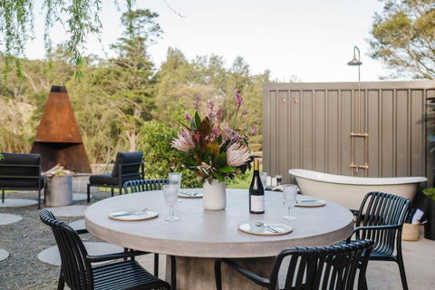 EKhaya - The Barn - Accommodation Coffs Harbour 4