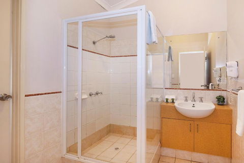EM Apartments - Accommodation Coffs Harbour 1