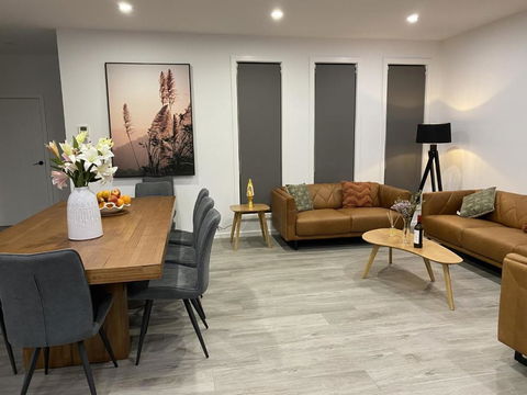 Fairy Meadow Beach House - Accommodation Coffs Harbour 4