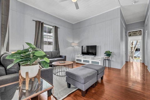 Gabba Central House 3BR2Bath Pets - Accommodation Coffs Harbour 2