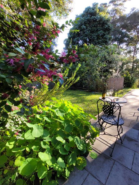 Garden Rest - Accommodation Coffs Harbour 0