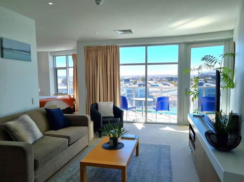 Glam Apartment 21 - Accommodation Coffs Harbour 2