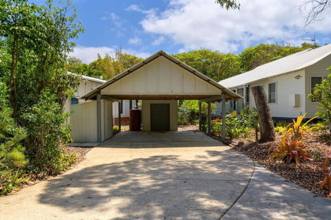Ibis 15 - Accommodation Coffs Harbour 2