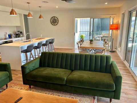 House On The Hill - Accommodation Coffs Harbour 3