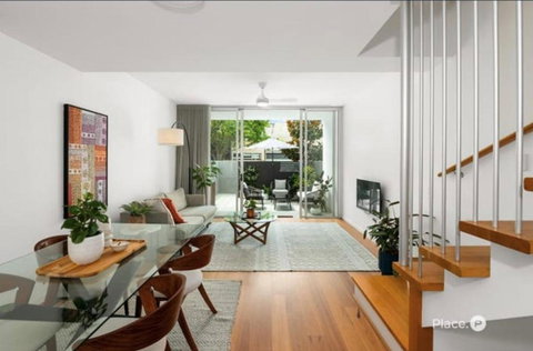 Indigo On Oxford Street - Riverside Two Bedroom Apartment - Accommodation Coffs Harbour 2