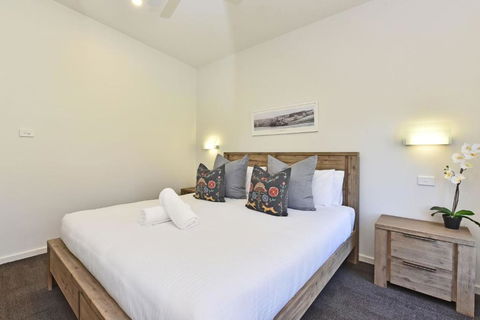 Ironbark Hill Villa 4 Novato - Accommodation Coffs Harbour 3