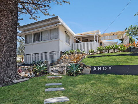 Ahoy Cottage - Accommodation Coffs Harbour 0