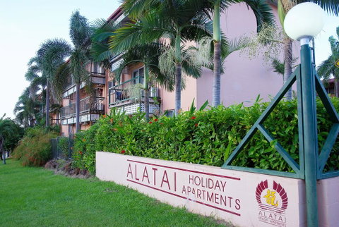 Alatai Holiday Apartments - Accommodation Coffs Harbour 2
