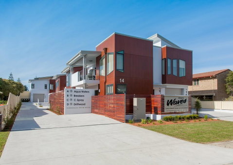 Albany Waves - Accommodation Coffs Harbour 1