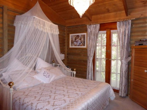 Aldgate Lodge Bed & Breakfast - Accommodation Coffs Harbour 2
