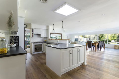 ALLAMBEA - MOUNT ELIZA - Accommodation Coffs Harbour 3