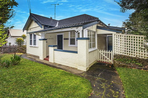 Allambee - Accommodation Coffs Harbour 0
