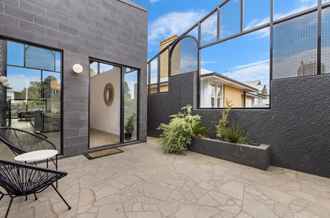 Allure On Barclay - Accommodation Coffs Harbour 3