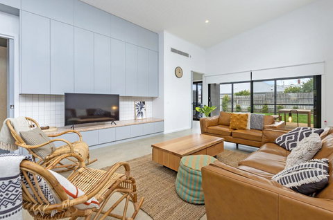 Allure On Barclay - Accommodation Coffs Harbour 0