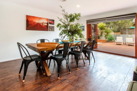 AMALFI - DROMANA.... - Accommodation Coffs Harbour 0