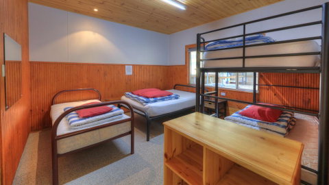 Anglers Reach Lakeside Village - Accommodation Coffs Harbour 1