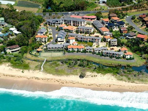 Aqualuna Beach Resort - Unit 25 - Accommodation Coffs Harbour 0
