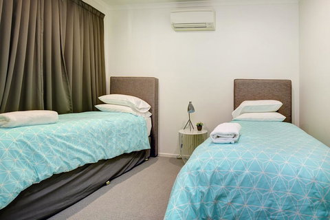 Aqualuna Beach Resort - Unit 25 - Accommodation Coffs Harbour 2
