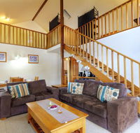 Araluen - Accommodation Coffs Harbour