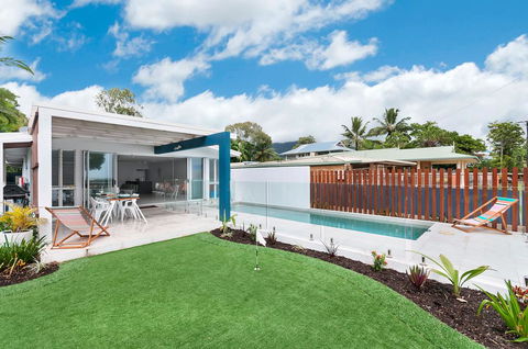 Arlington Beach House - Accommodation Coffs Harbour 0