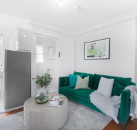 Art Deco Nook Around The Corner From Oxford St - Accommodation Coffs Harbour