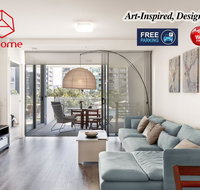 Art-Inspired Designer APT in the vibrant area - Accommodation Coffs Harbour