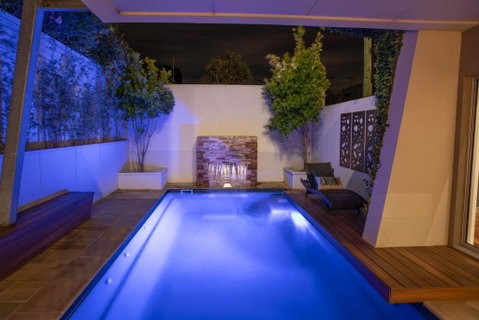 Luxurious Terrace Hideaway With A Heated Pool - Accommodation Coffs Harbour 0