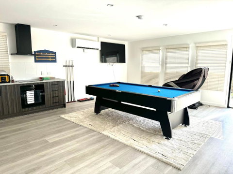 Main Residences - Accommodation Coffs Harbour 2