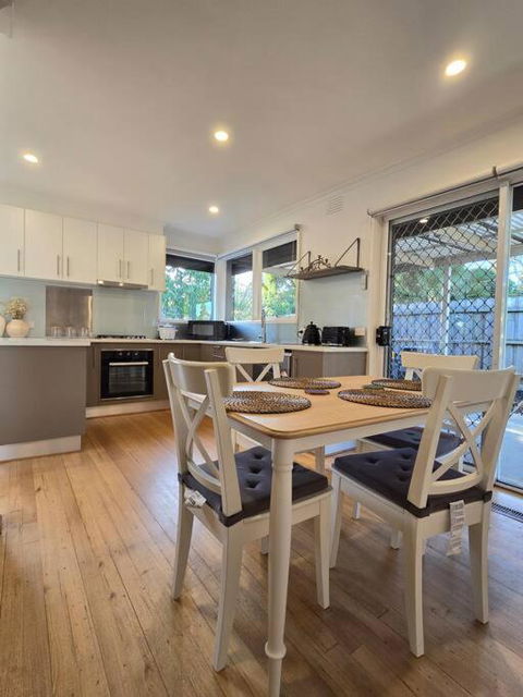 Meadow View Cottage - Accommodation Coffs Harbour 2
