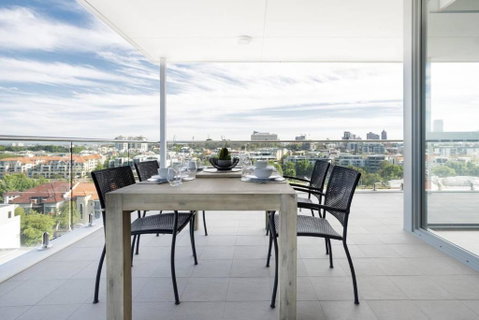 Minimalist Penthouse Condo With Skyline Vistas - Accommodation Coffs Harbour 0