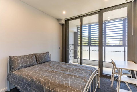 Modern 2B With Loft Bed Parking Central Mascot - Accommodation Coffs Harbour 2
