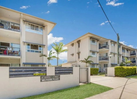 Modern Beach Apartment - Accommodation Coffs Harbour 1