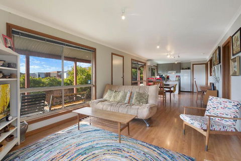 Monaro Cottage - Accommodation Coffs Harbour 3