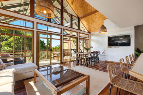 NEW Luxury Angourie Villa! Dream Location, WiFi ++ - Accommodation Coffs Harbour 0