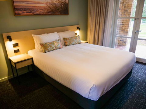 Nightcap At Hinterland Hotel Nerang - Accommodation Coffs Harbour 2
