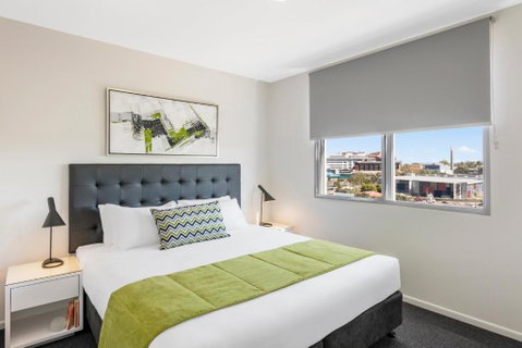 Oaks Brisbane Woolloongabba Suites - Accommodation Coffs Harbour 1