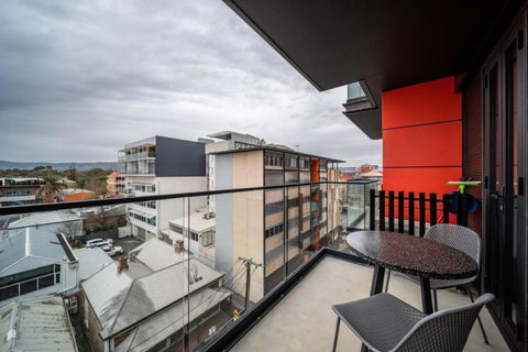 Obsidian On Flinders St 1BR Designer East End - Accommodation Coffs Harbour 3
